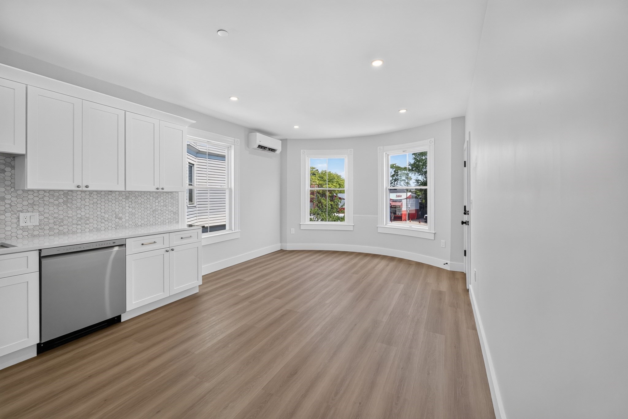 533 Washington Street # 4