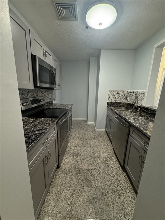 14 Washington St # 3