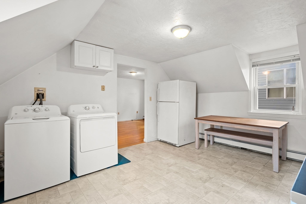 8 Walnut St # 2A