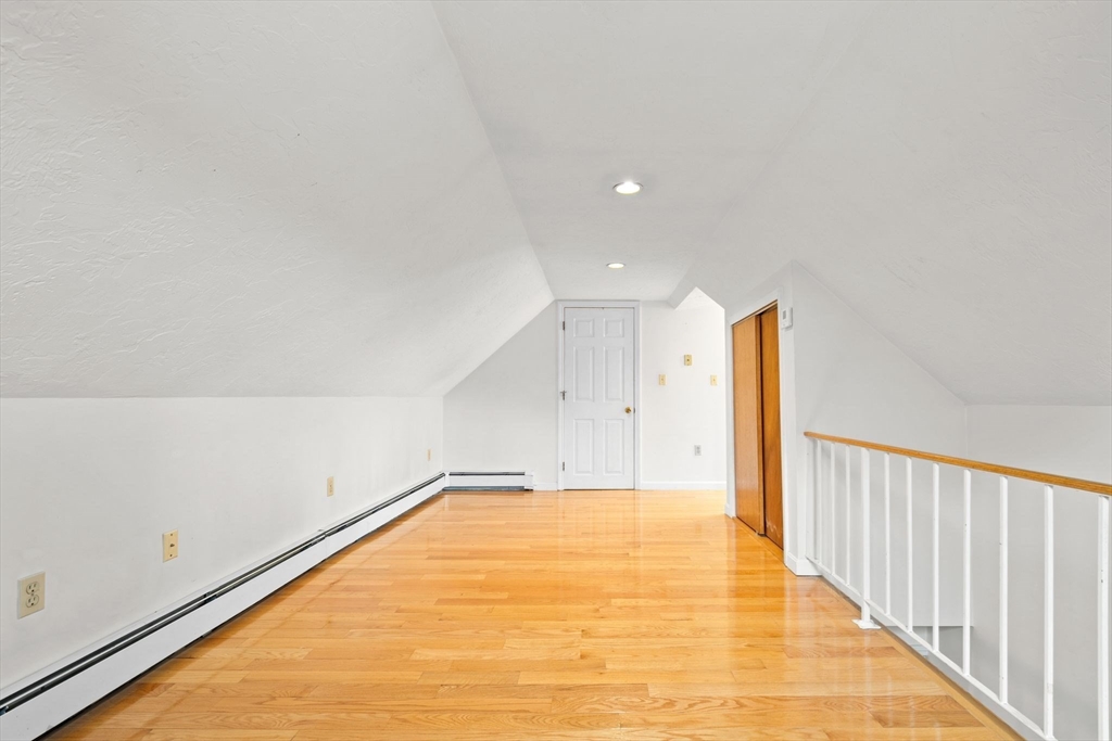8 Walnut St # 2A