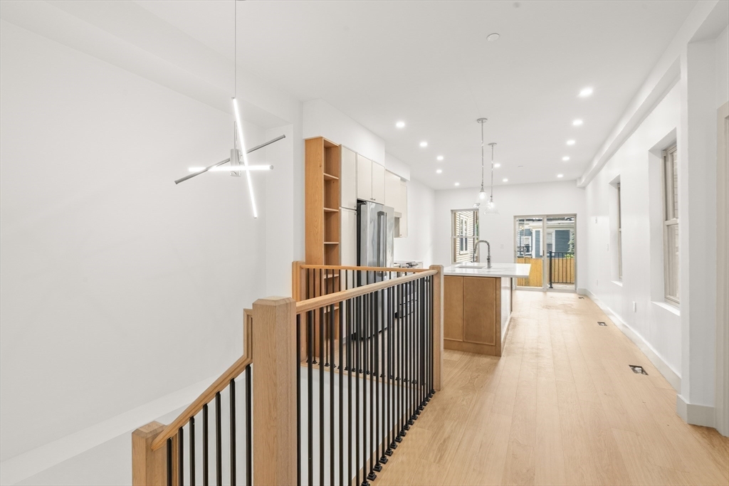 17 Princeton St # 1A