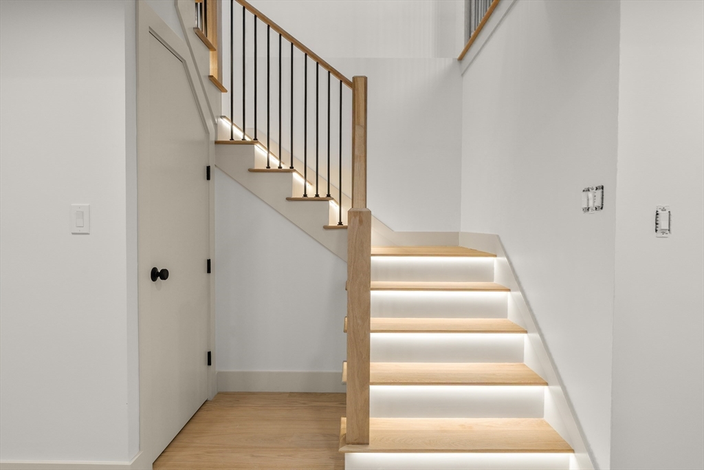 17 Princeton St # 1A