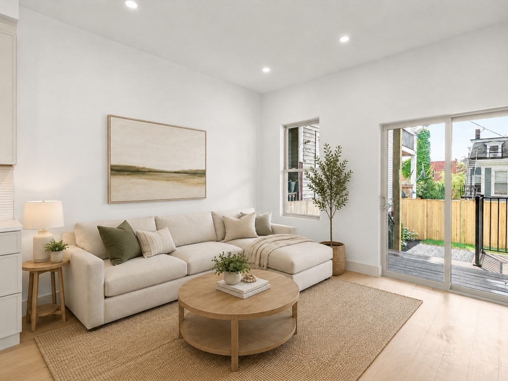 17 Princeton St # 1A