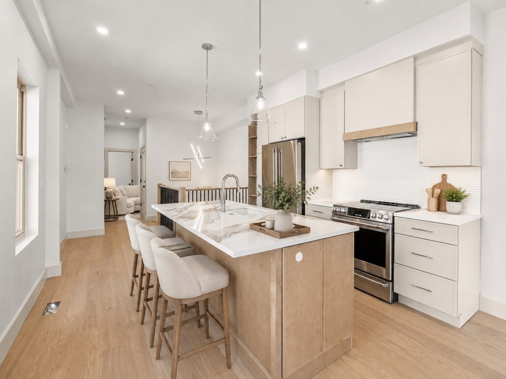 17 Princeton St # 1A