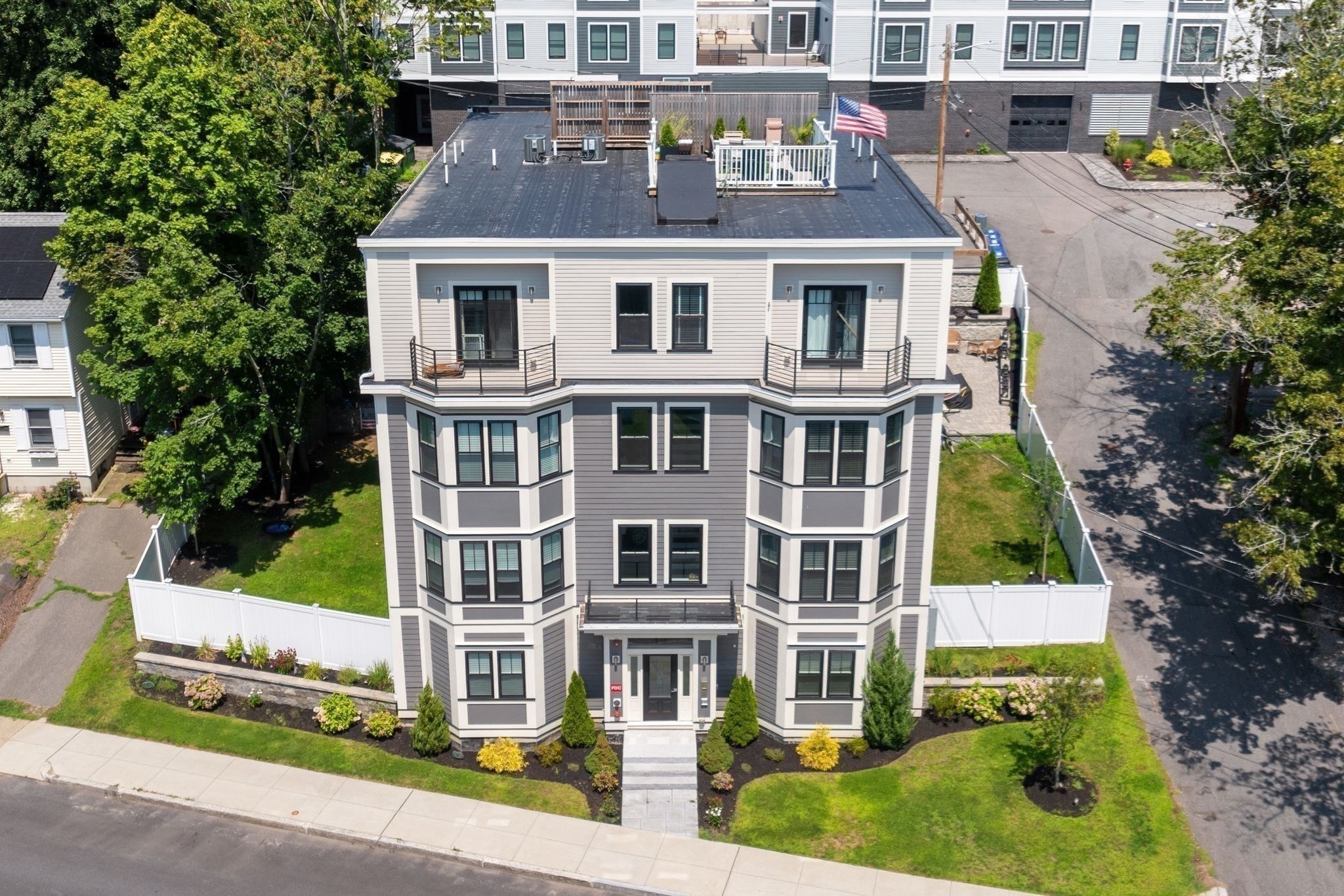 251 Minot St # 6