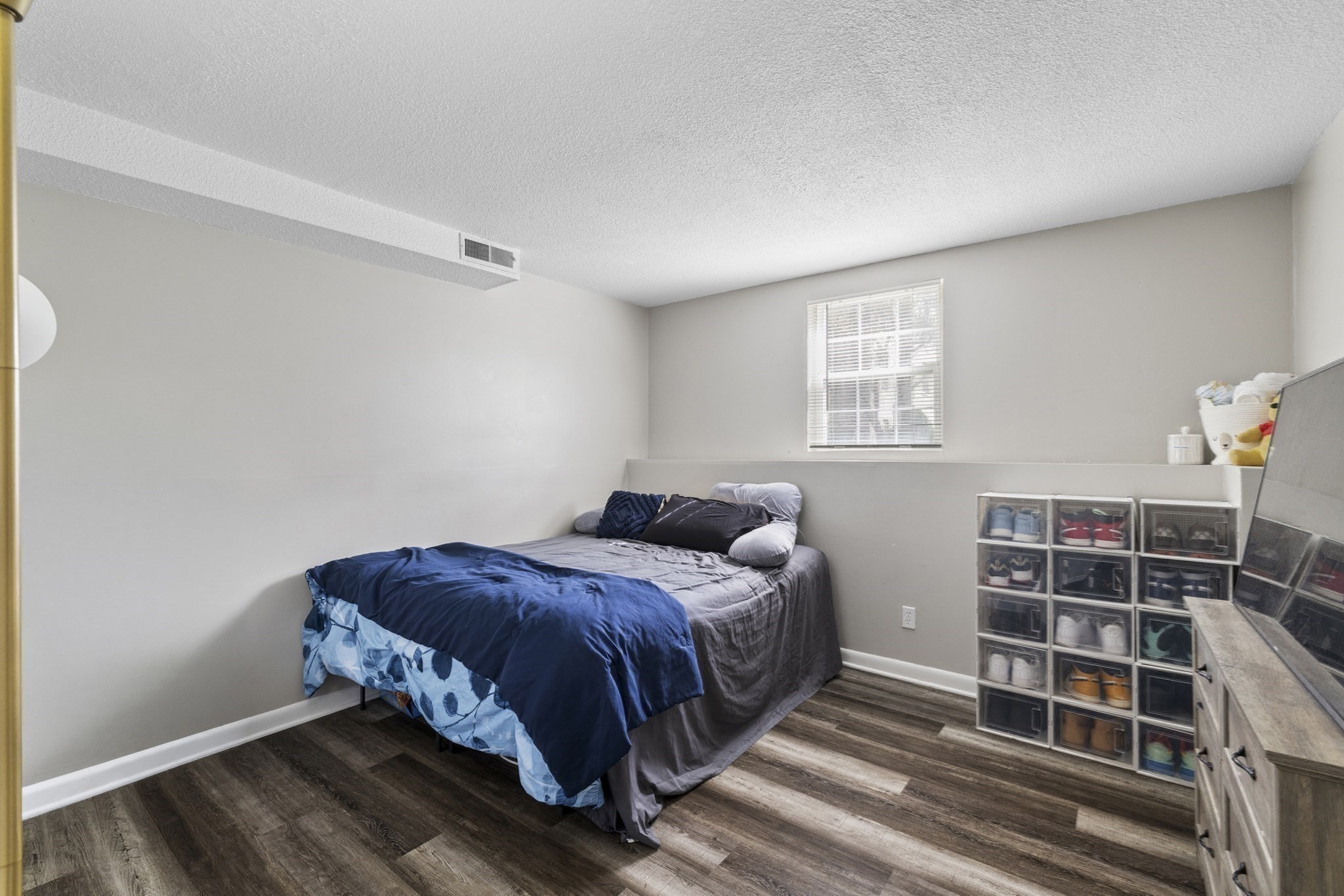 103 Oak Ln # 4
