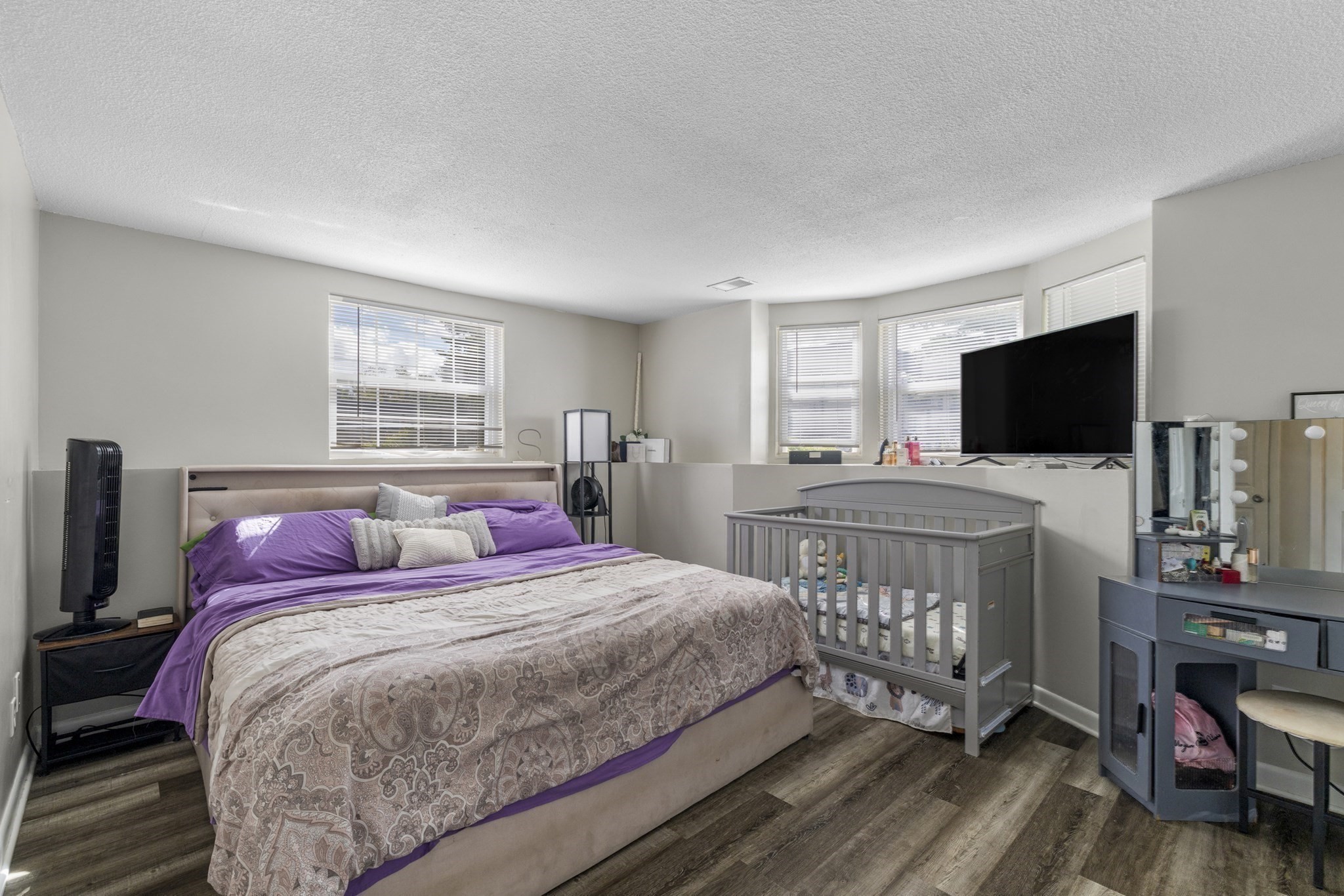 103 Oak Ln # 4