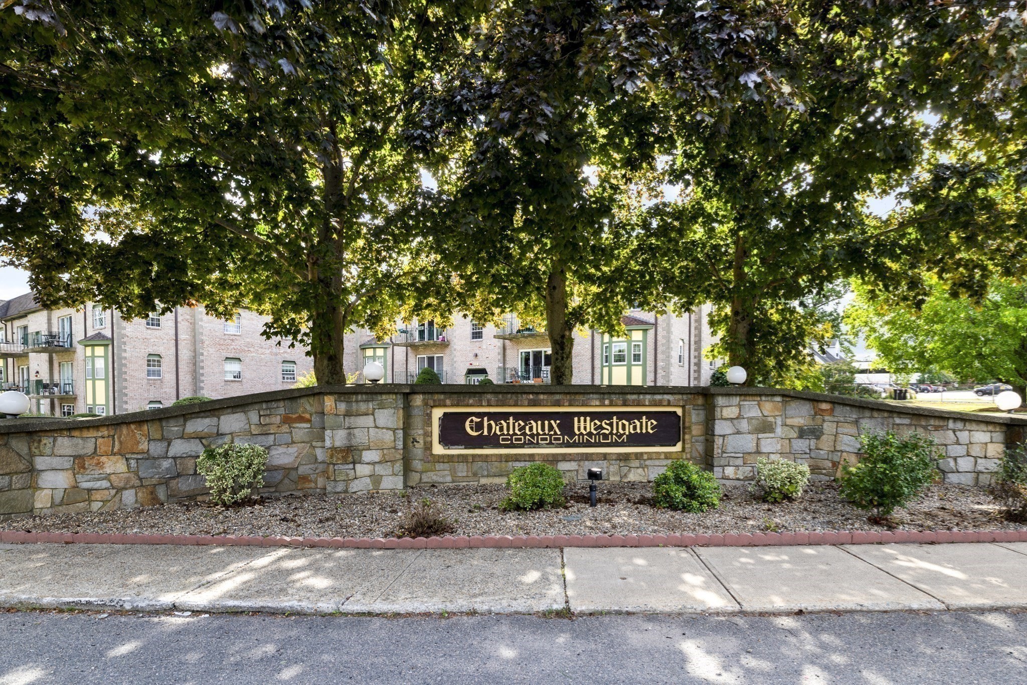 103 Oak Ln # 4