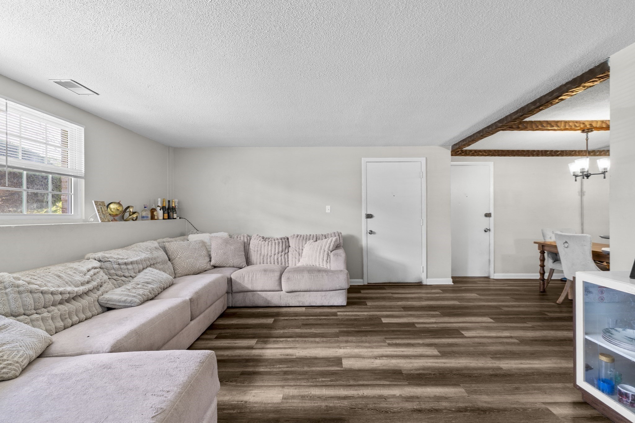 103 Oak Ln # 4