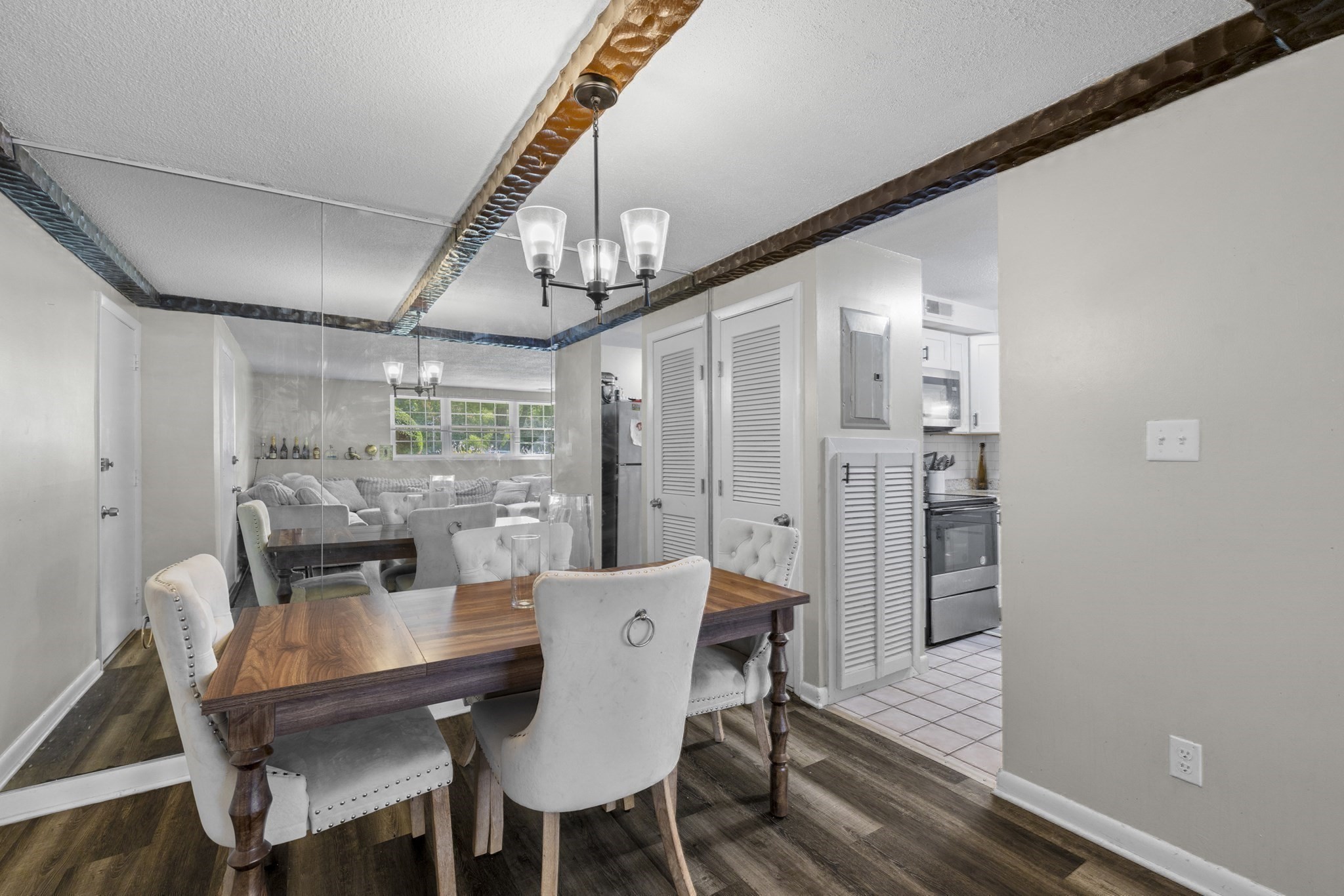 103 Oak Ln # 4