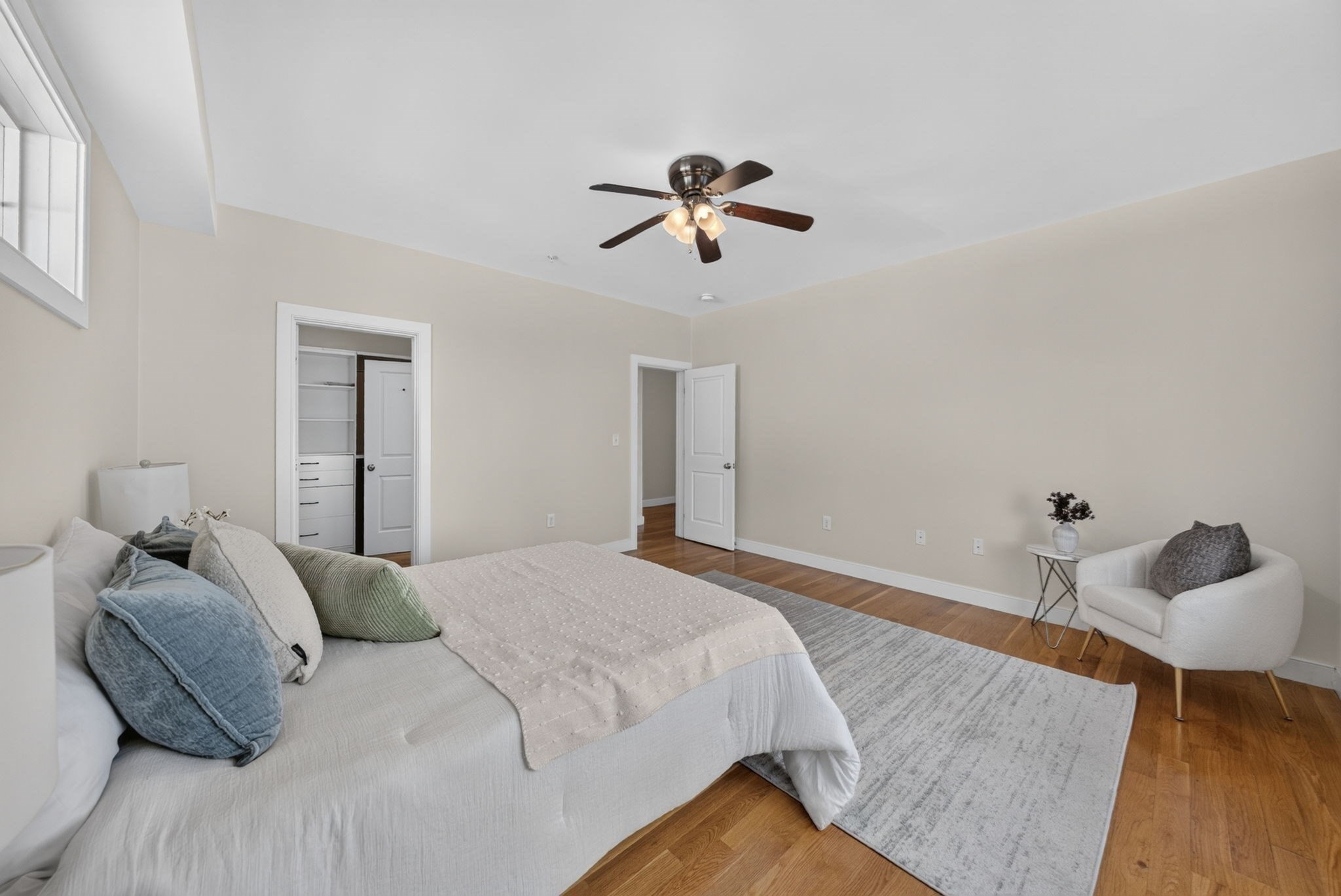 96 Neponset Ave # 1