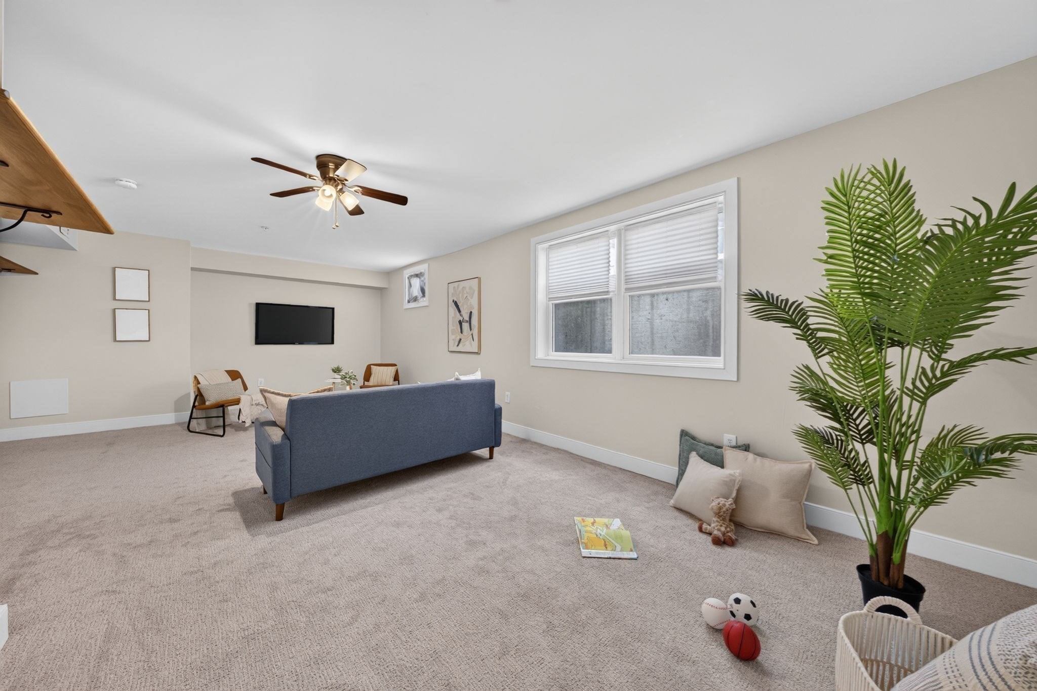 96 Neponset Ave # 1