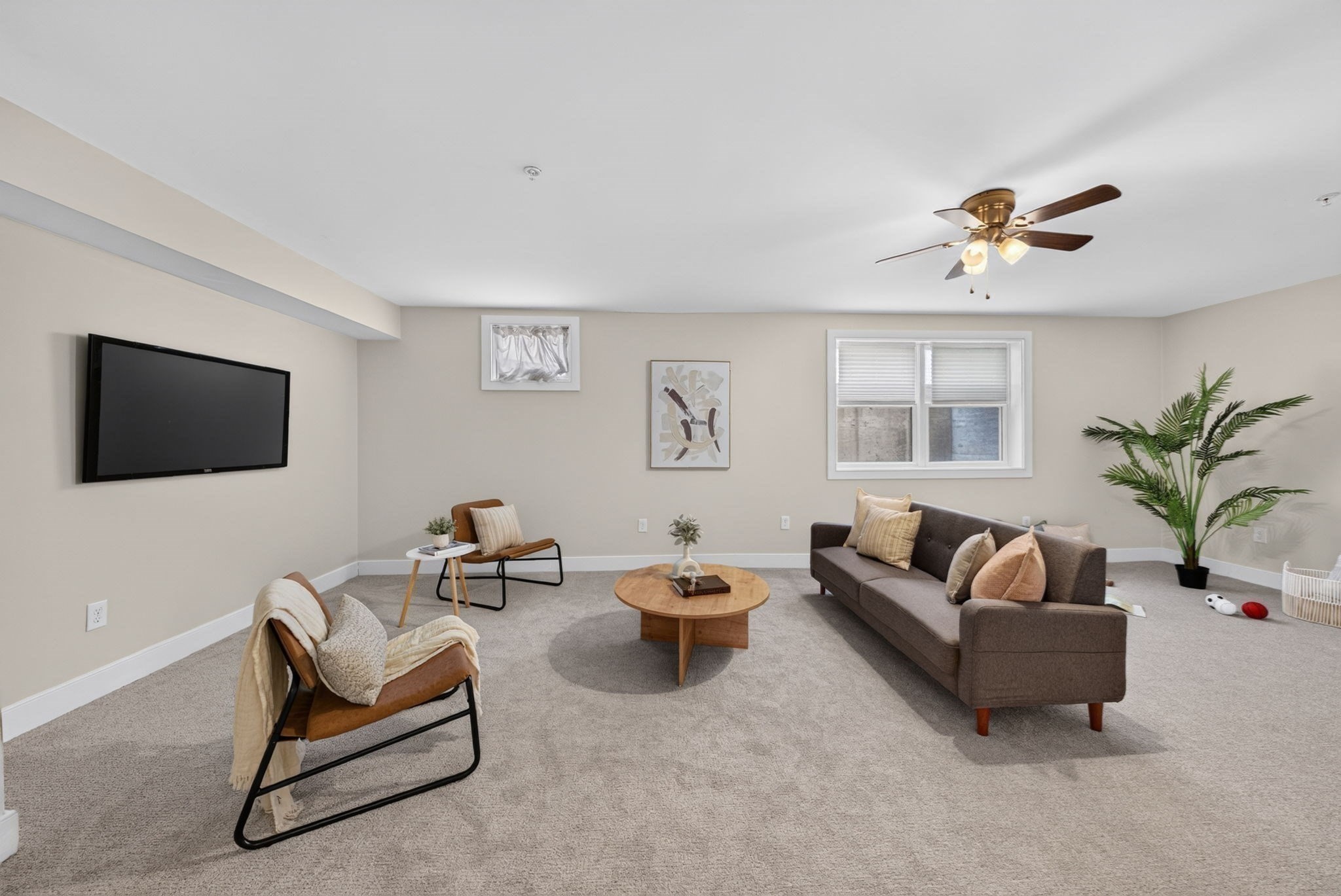 96 Neponset Ave # 1