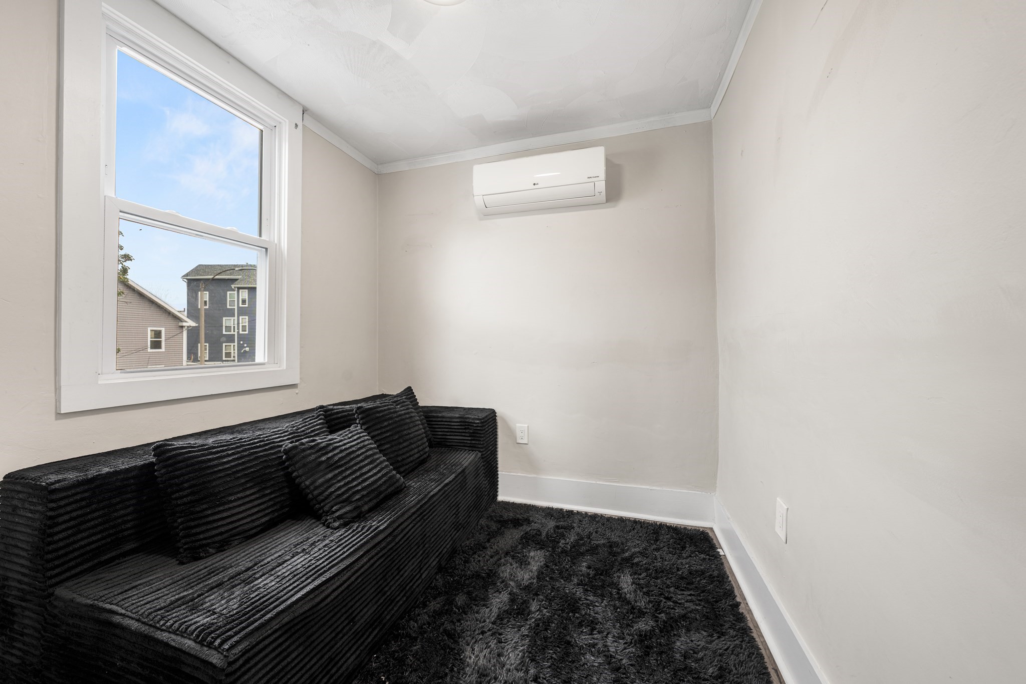 49 West Cottage St