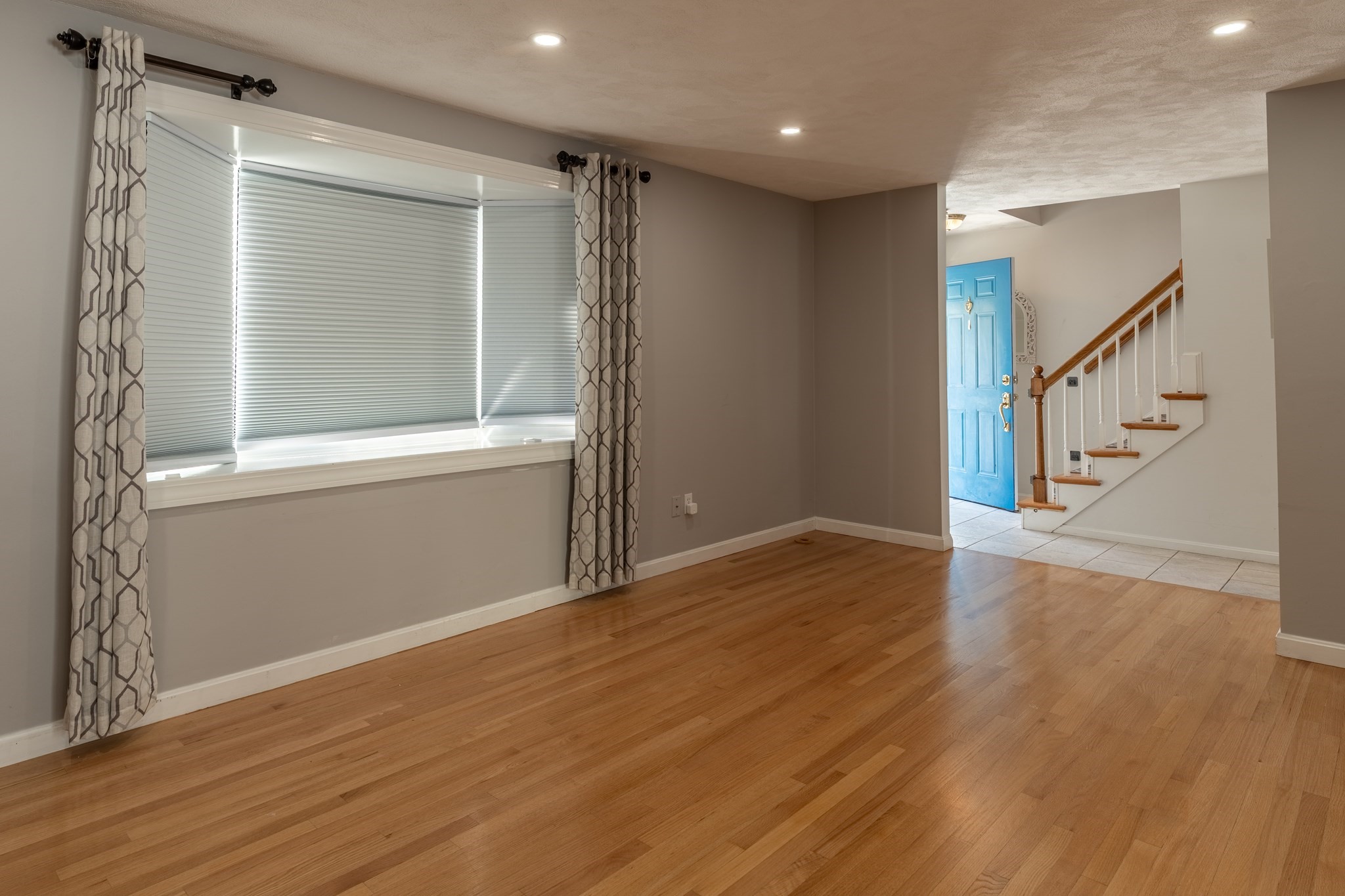 121 Hibiscus Ave