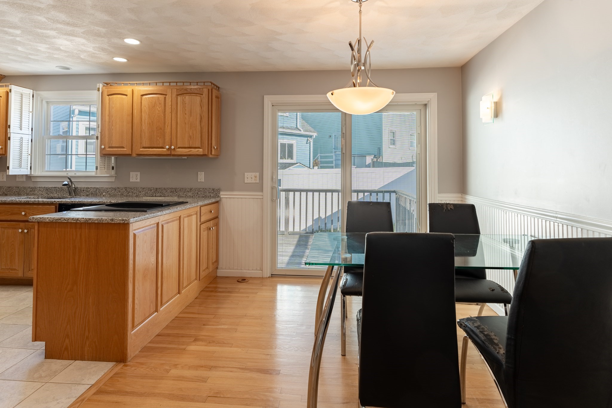 121 Hibiscus Ave