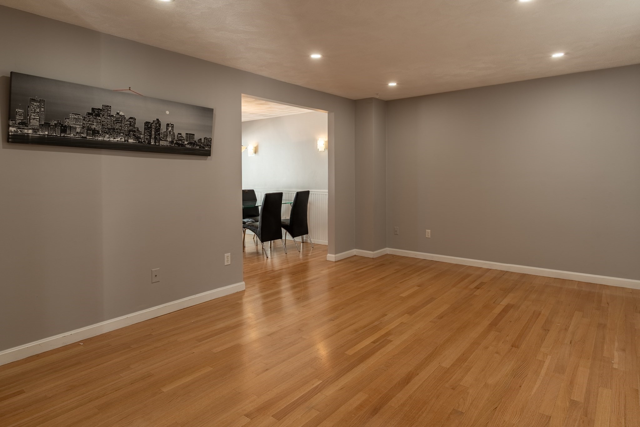 121 Hibiscus Ave