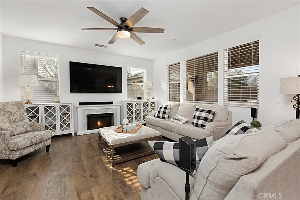 2848 E Clementine Drive