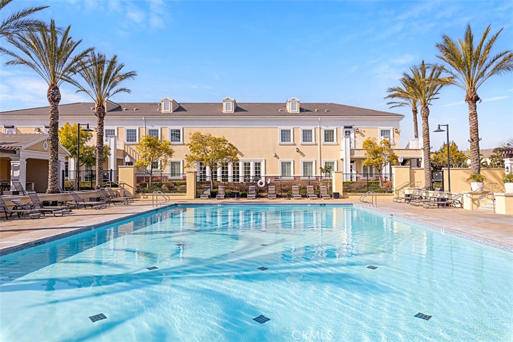 2848 E Clementine Drive