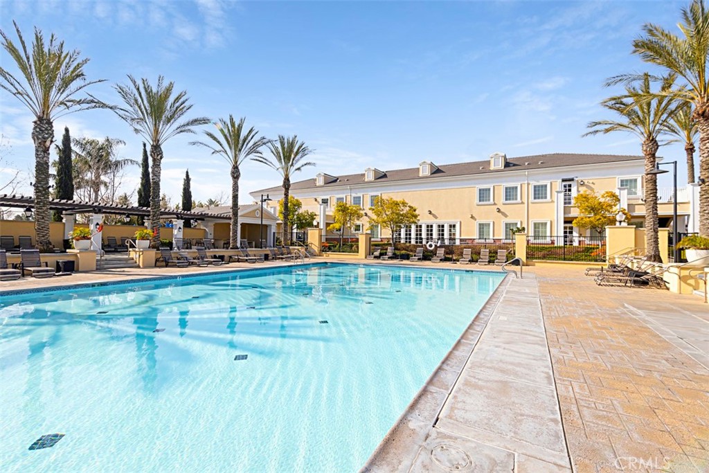 2848 E Clementine Drive