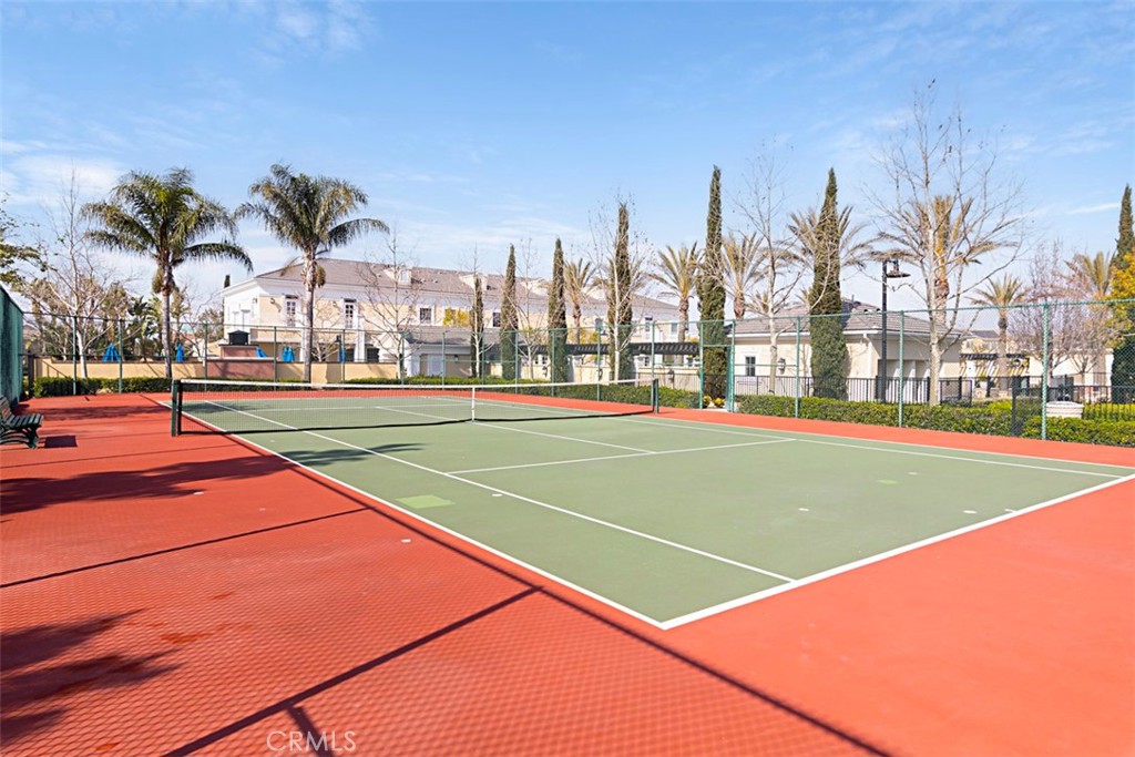 2848 E Clementine Drive