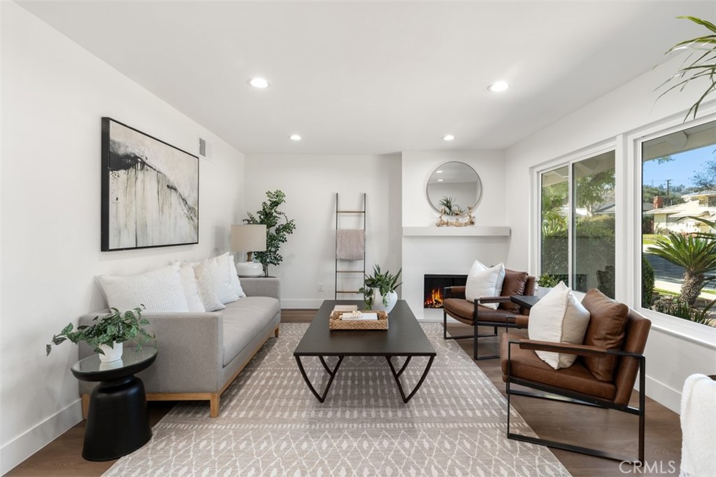 2534 Angelcrest Drive
