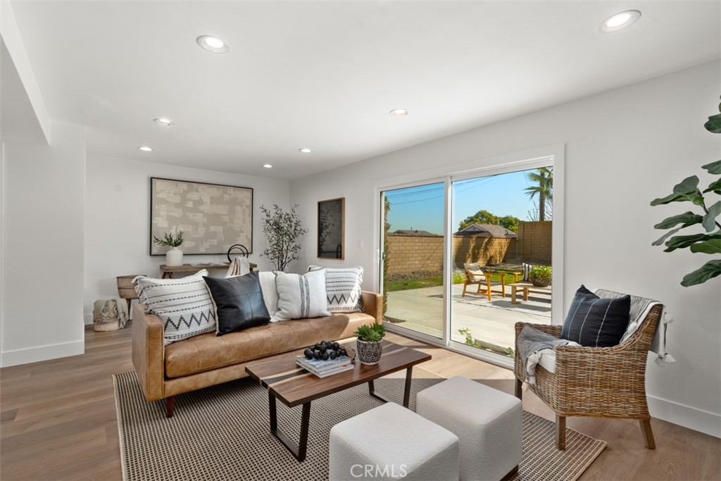 2534 Angelcrest Drive