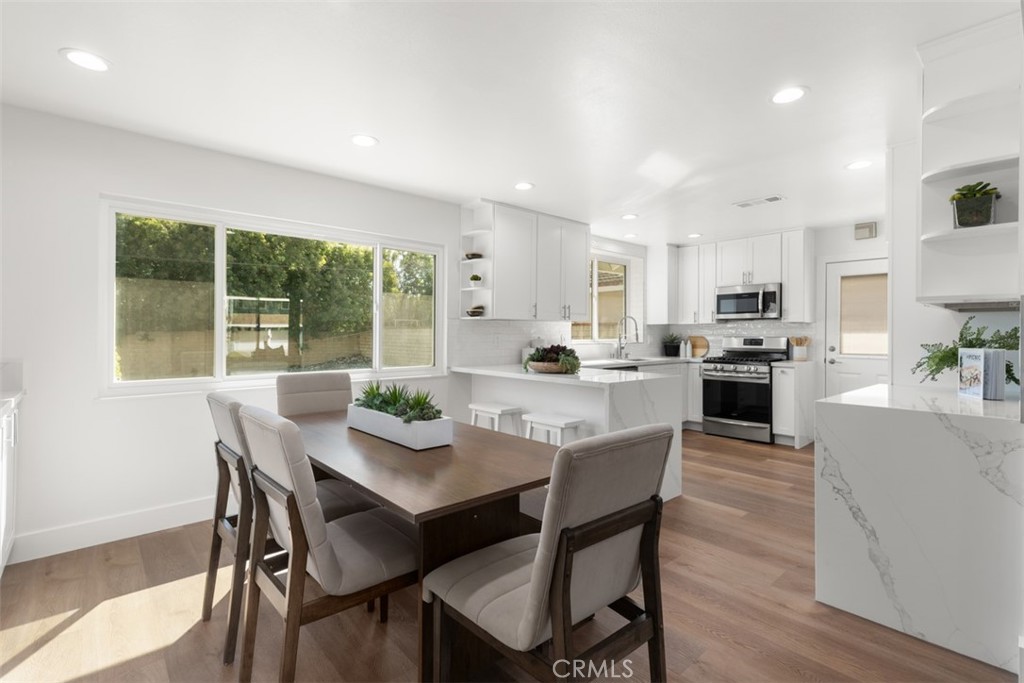 2534 Angelcrest Drive