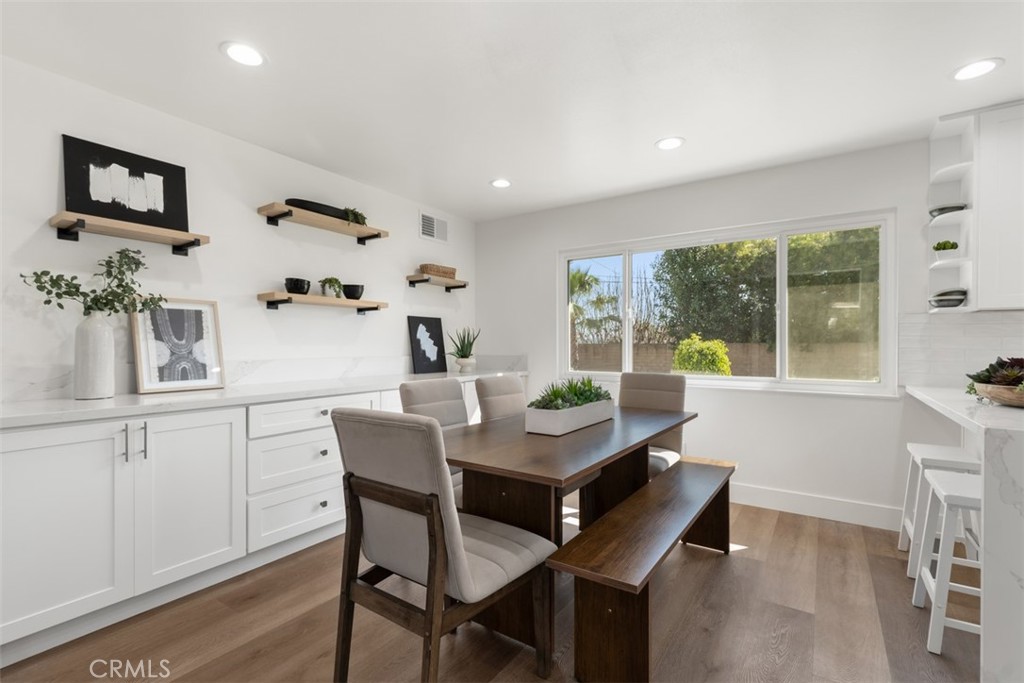 2534 Angelcrest Drive