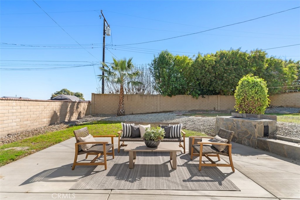 2534 Angelcrest Drive