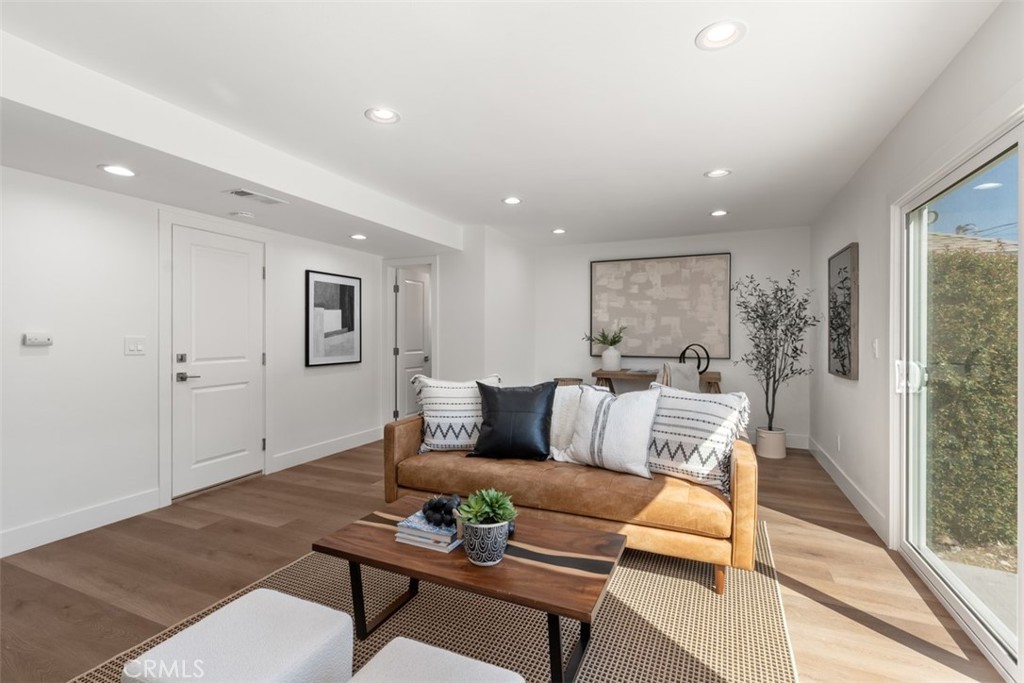 2534 Angelcrest Drive