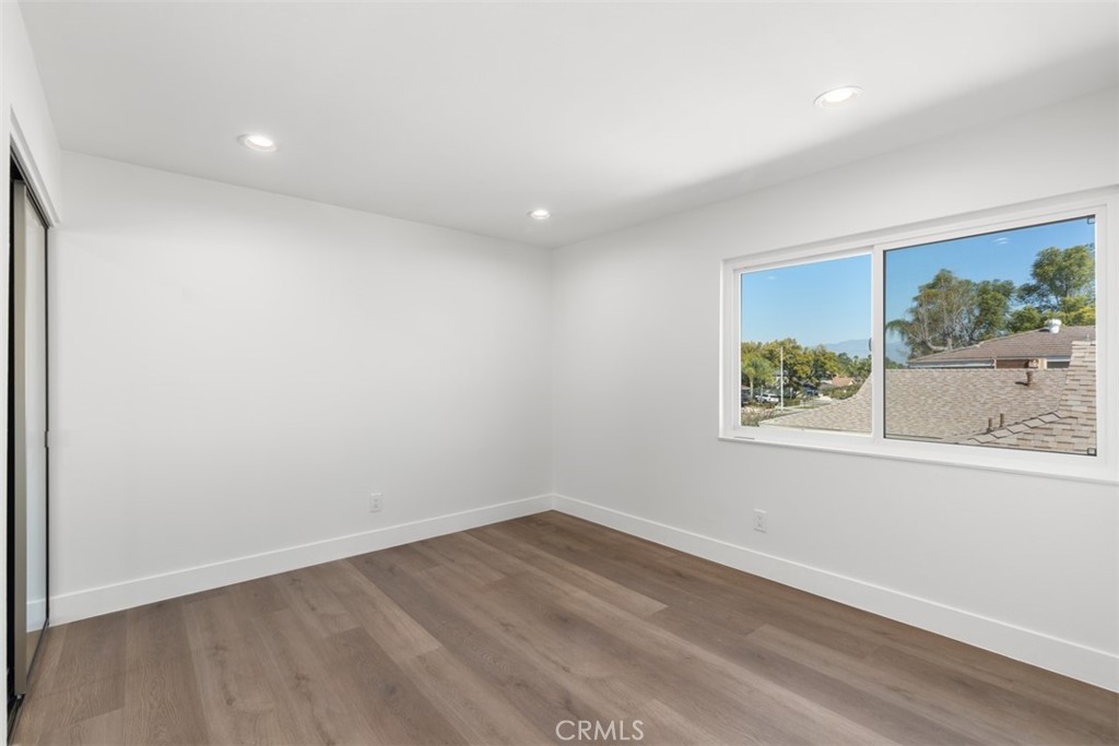 2534 Angelcrest Drive