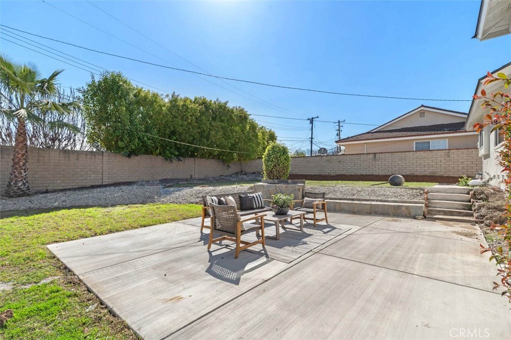 2534 Angelcrest Drive