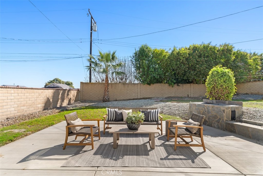 2534 Angelcrest Drive