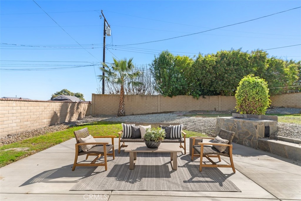 2534 Angelcrest Drive