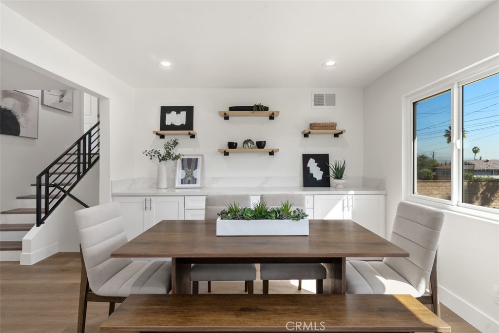 2534 Angelcrest Drive