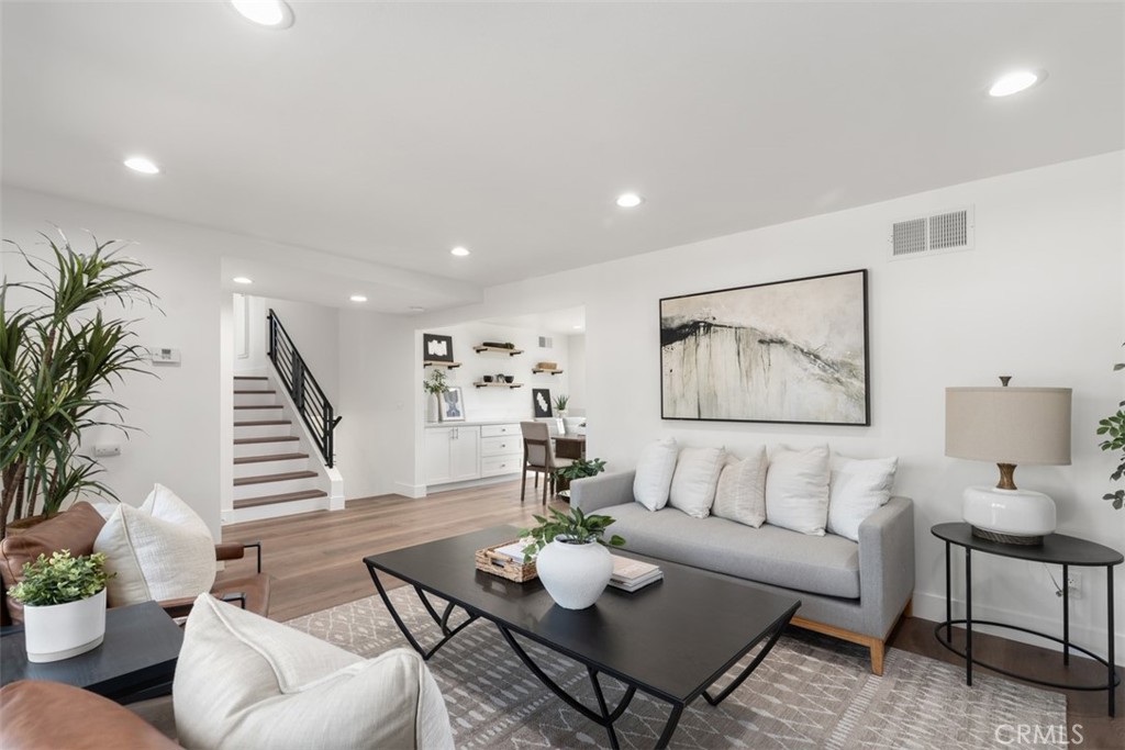 2534 Angelcrest Drive