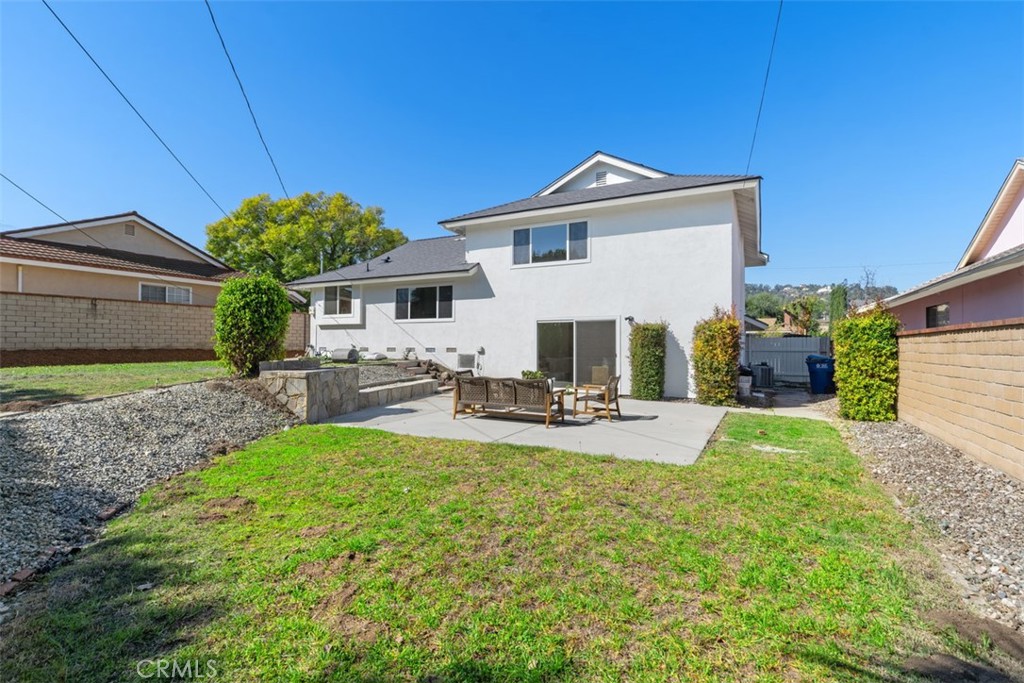 2534 Angelcrest Drive