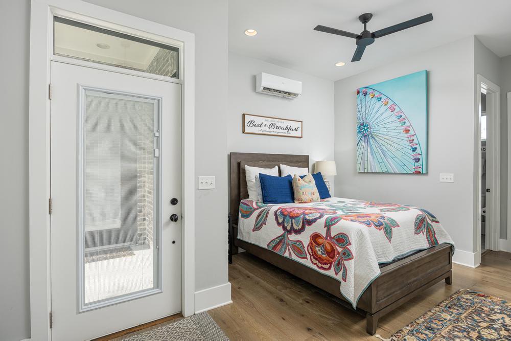 207 W 16th Street