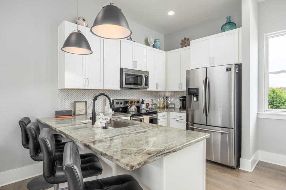 207 W 16th Street