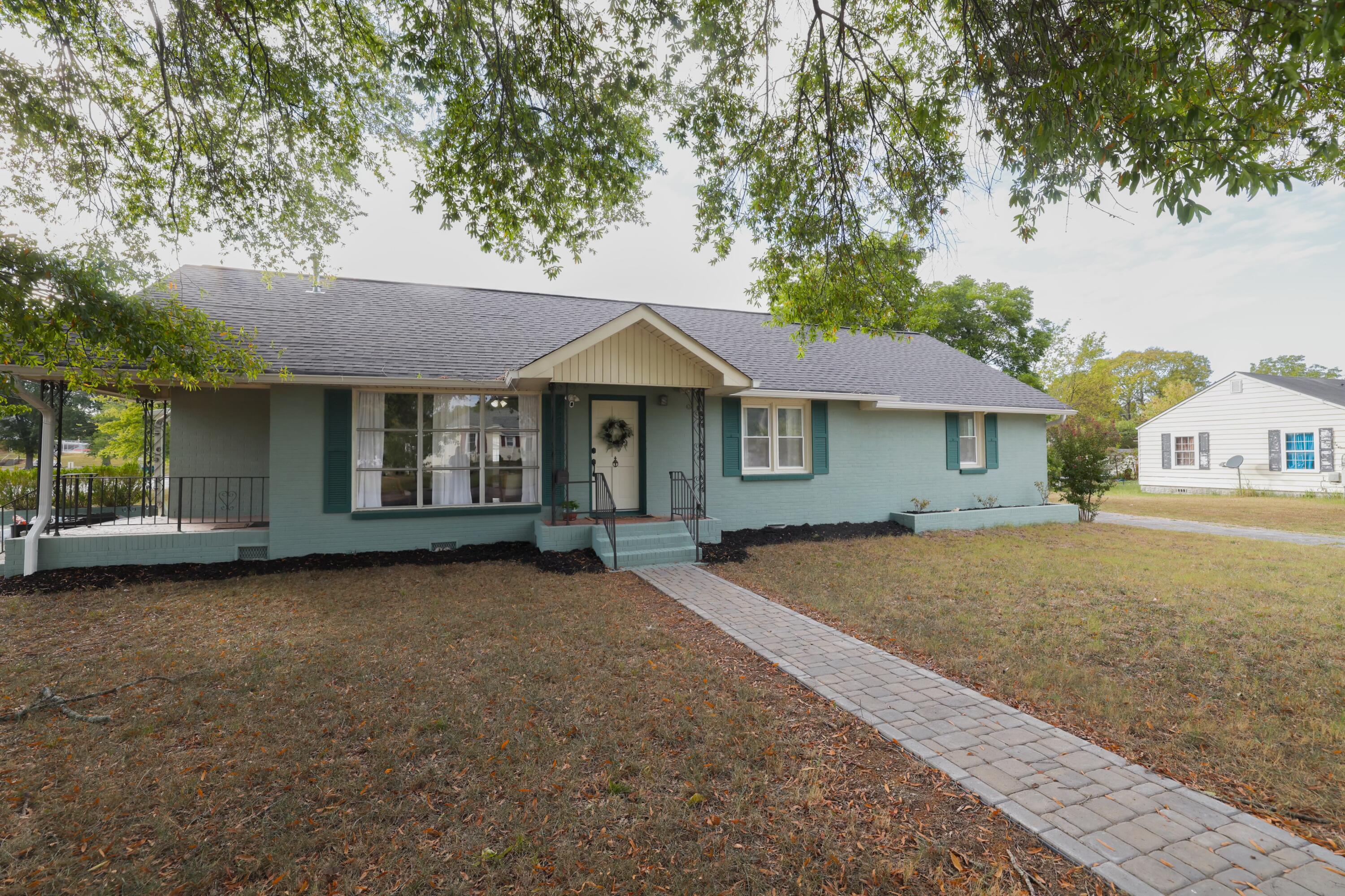 2019 Tombras Avenue