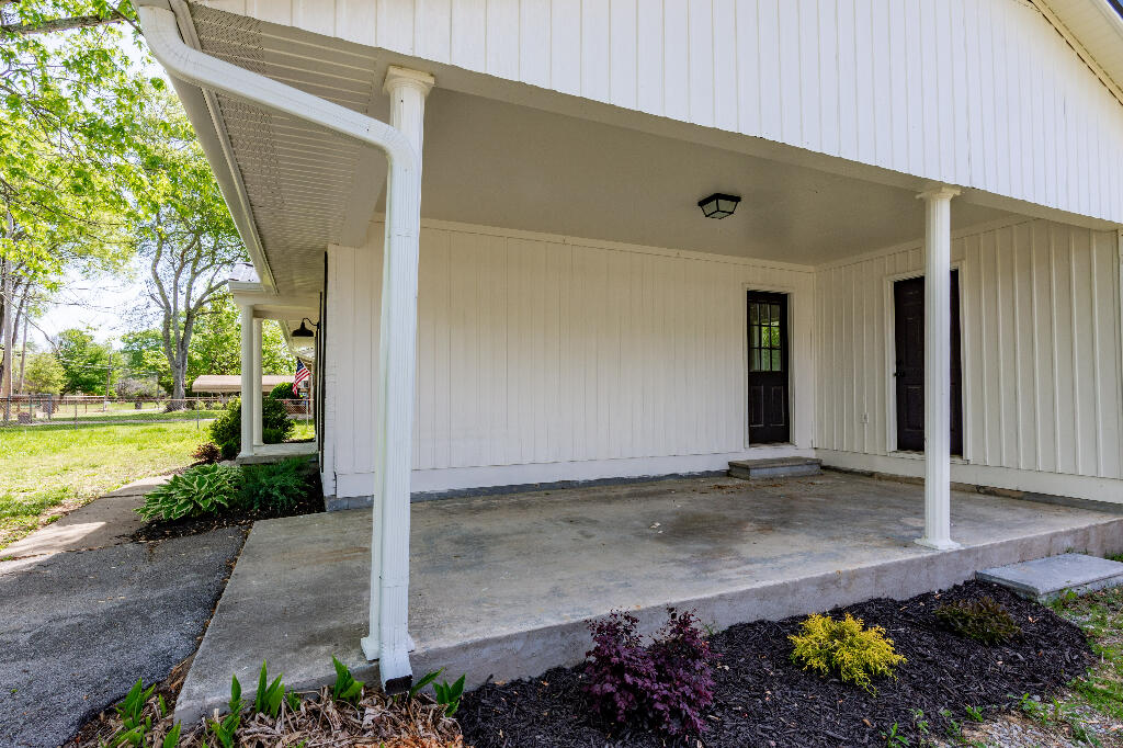 122 Pledger Street, LaFayette