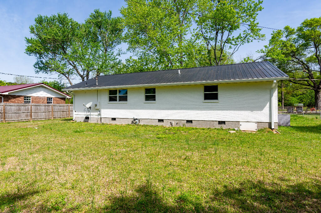 122 Pledger Street, LaFayette