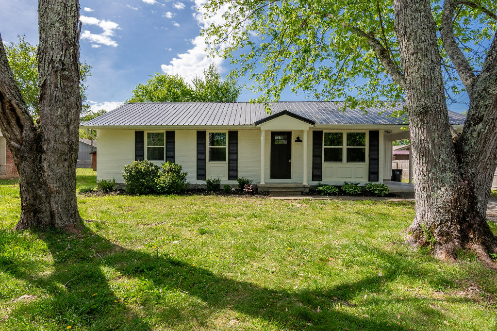 122 Pledger Street, LaFayette