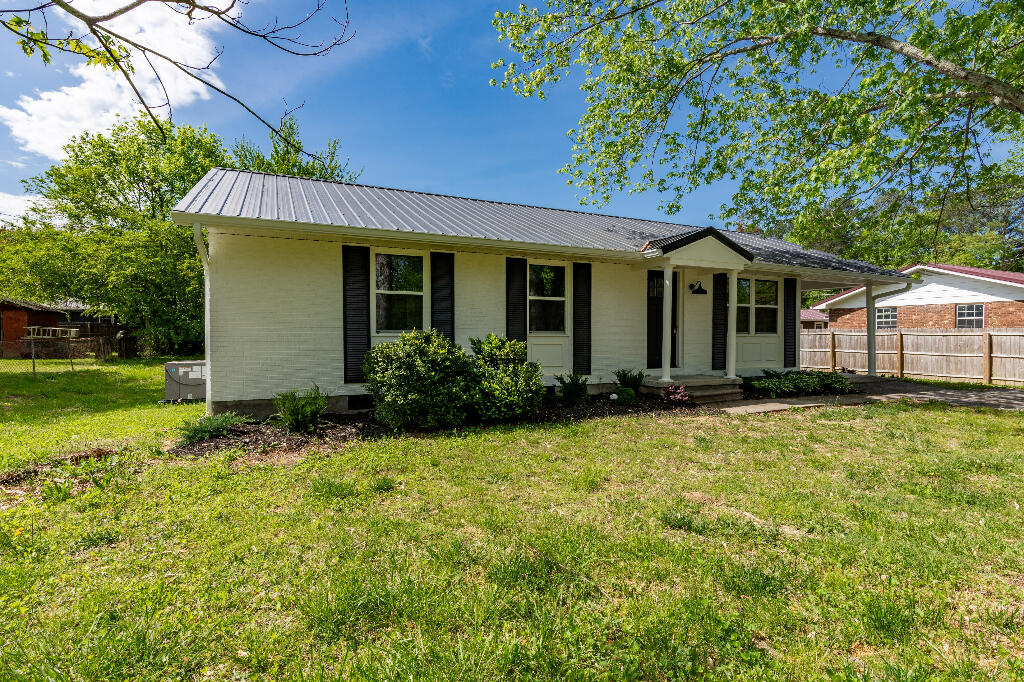 122 Pledger Street, LaFayette