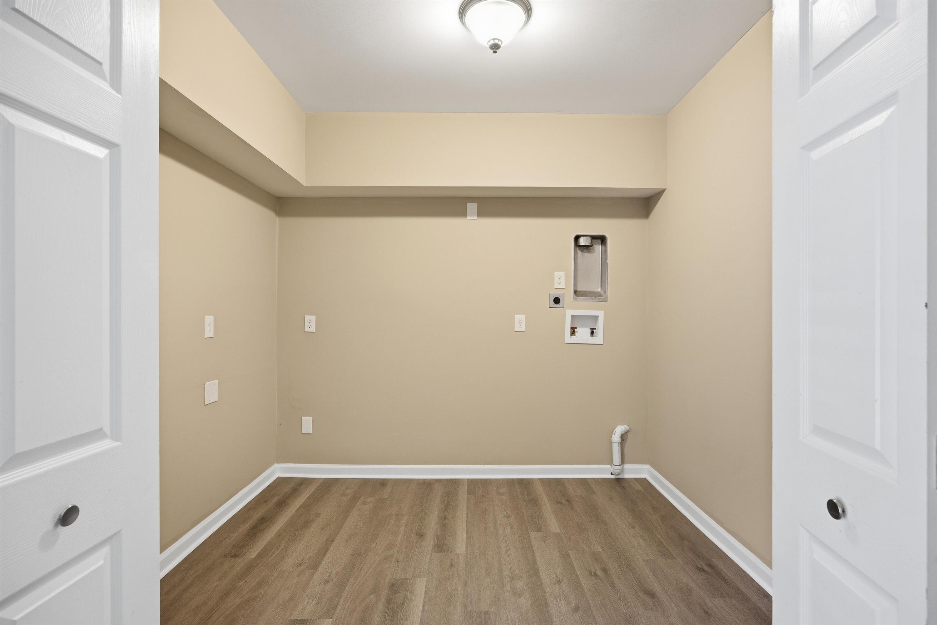117 S Forest Road