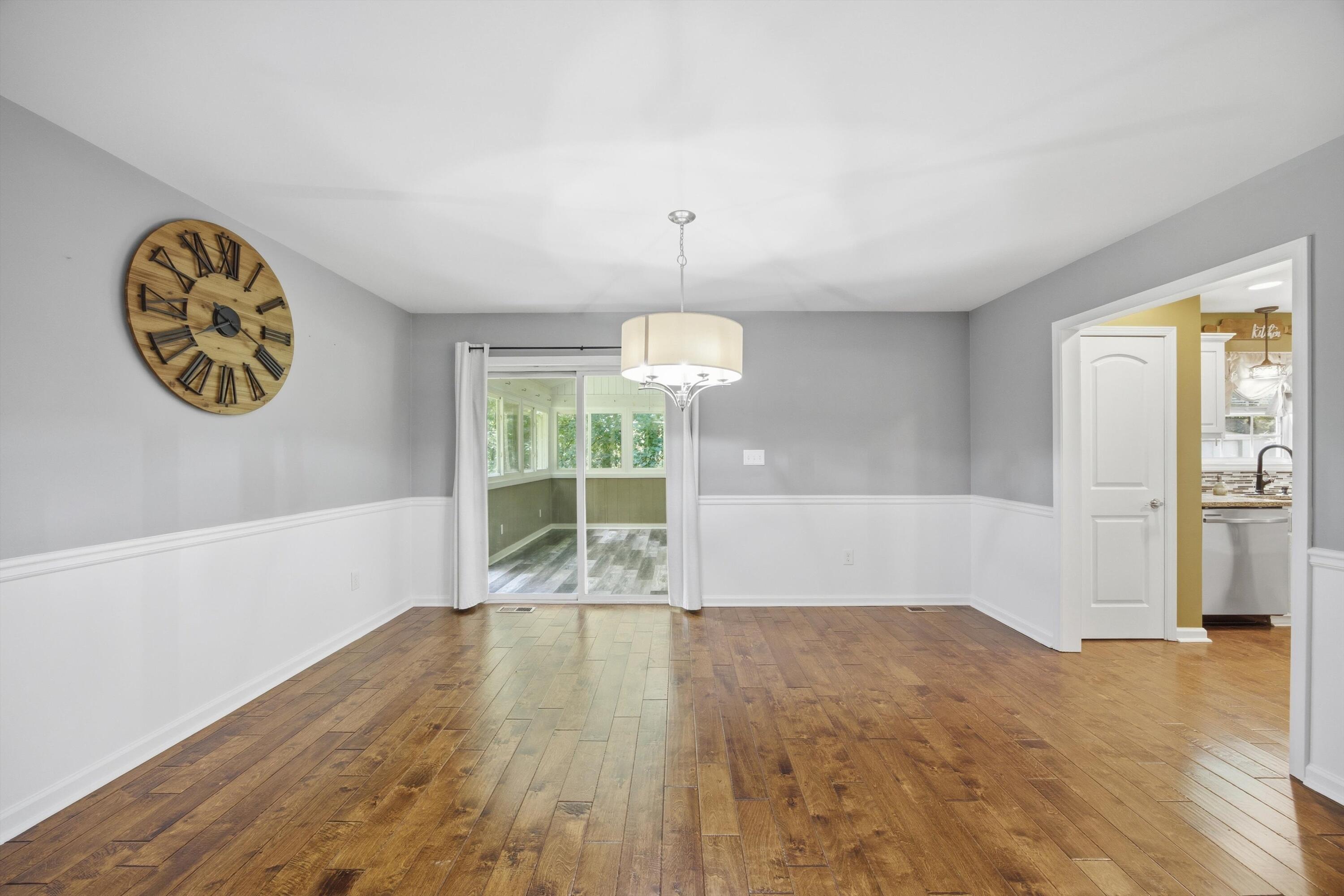 117 S Forest Road