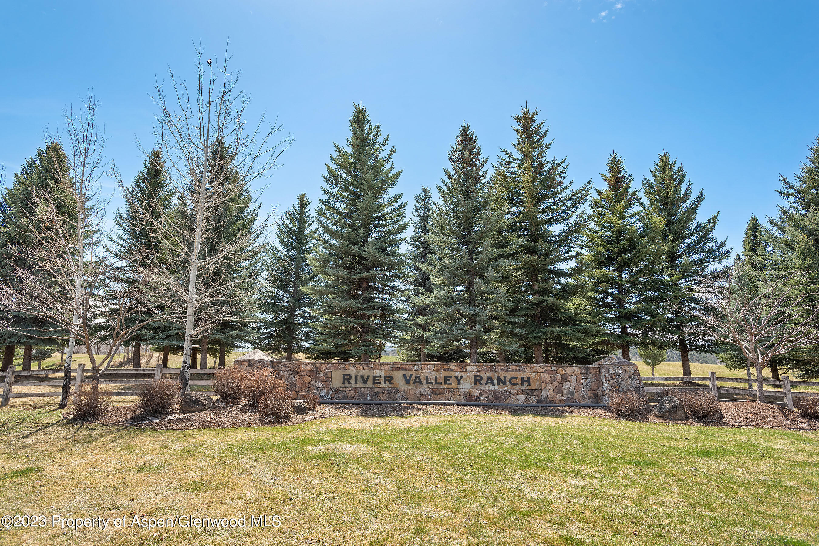 3901 Crystal Bridge Drive