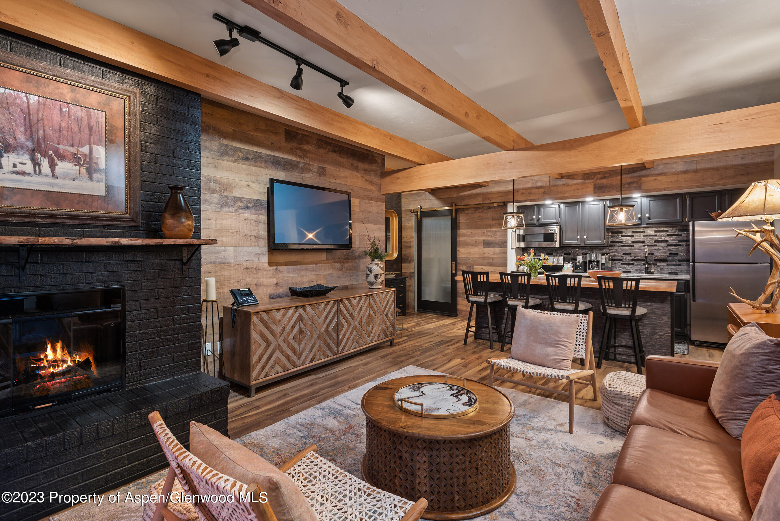 690 Carriage Way, A2C