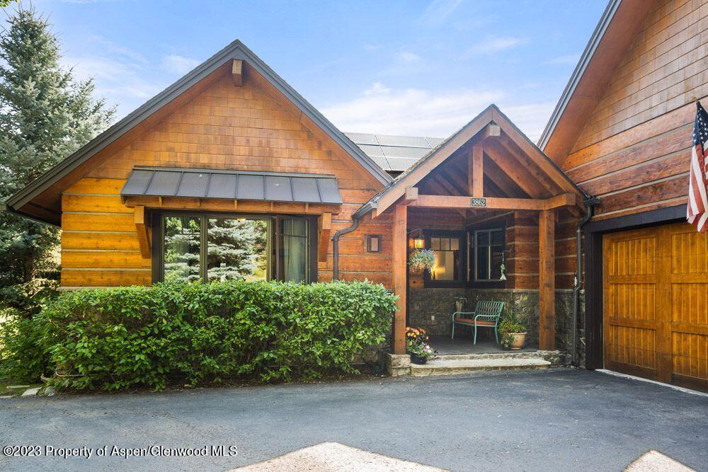 3862 CRYSTAL BRIDGE Drive